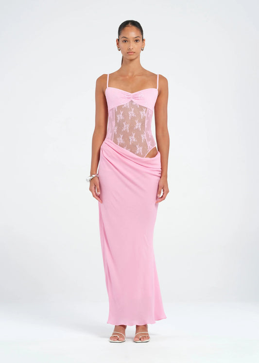 Akio Maxi