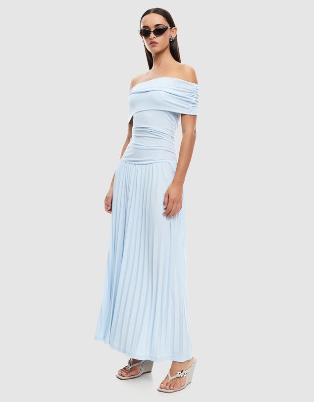 Lioness: Field of Dreams Maxi